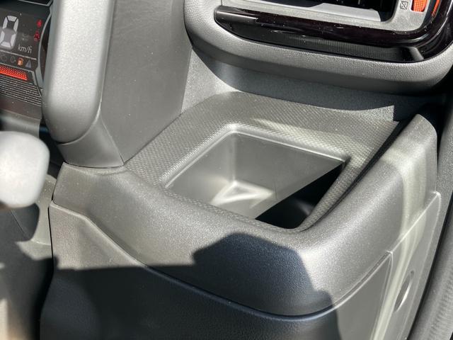スペーシアギア ハイブリッドＸＺ　ターボ　届出済未使用車　全方位モニター付メモリーナビゲーション　ツートンカラー　ルーフレール　ステアリングスイッチ　アダクティブクルーズコントロール　フルセグ　両側パワースライドドア（26枚目）