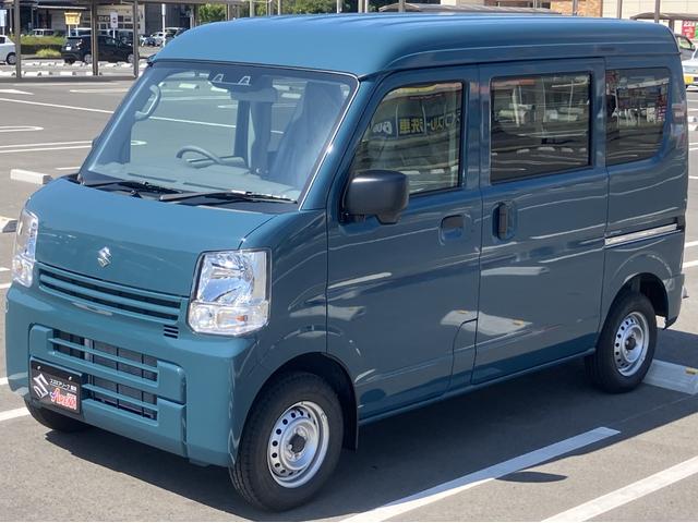 エブリイ ＰＡリミテッド　届出済未使用車　盗難防止　バックソナー　衝撃安全ボディー　フロントパワーウインドウ　キーレスキー　助手席エアバック　エアバック　Ａストップ　パワステ　ＡＣ　横滑り防止　ＡＢＳ　レーダーブレーキ装着車（3枚目）