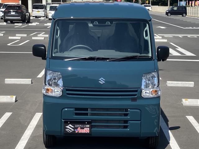 エブリイ ＰＡリミテッド　届出済未使用車　盗難防止　バックソナー　衝撃安全ボディー　フロントパワーウインドウ　キーレスキー　助手席エアバック　エアバック　Ａストップ　パワステ　ＡＣ　横滑り防止　ＡＢＳ　レーダーブレーキ装着車（6枚目）