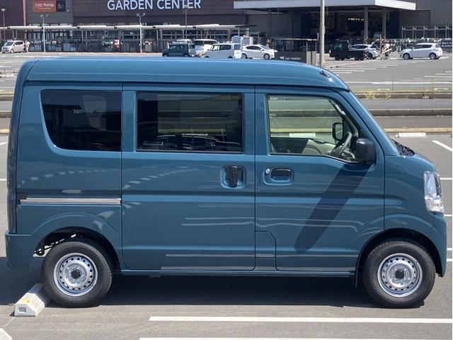 エブリイ ＰＡリミテッド　届出済未使用車　盗難防止　バックソナー　衝撃安全ボディー　フロントパワーウインドウ　キーレスキー　助手席エアバック　エアバック　Ａストップ　パワステ　ＡＣ　横滑り防止　ＡＢＳ　レーダーブレーキ装着車（12枚目）