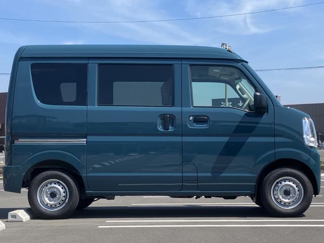 エブリイ ＰＡリミテッド　届出済未使用車　盗難防止　バックソナー　衝撃安全ボディー　フロントパワーウインドウ　キーレスキー　助手席エアバック　エアバック　Ａストップ　パワステ　ＡＣ　横滑り防止　ＡＢＳ　レーダーブレーキ装着車（14枚目）