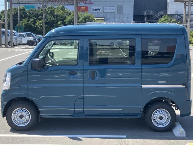 エブリイ ＰＡリミテッド　届出済未使用車　盗難防止　バックソナー　衝撃安全ボディー　フロントパワーウインドウ　キーレスキー　助手席エアバック　エアバック　Ａストップ　パワステ　ＡＣ　横滑り防止　ＡＢＳ　レーダーブレーキ装着車（24枚目）