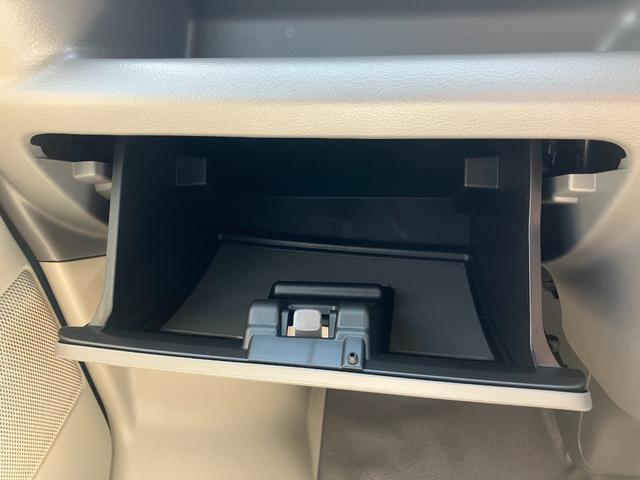 エブリイ ＰＡリミテッド　届出済未使用車　盗難防止　バックソナー　衝撃安全ボディー　フロントパワーウインドウ　キーレスキー　助手席エアバック　エアバック　Ａストップ　パワステ　ＡＣ　横滑り防止　ＡＢＳ　レーダーブレーキ装着車（52枚目）