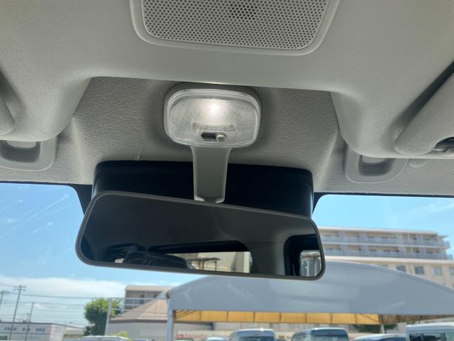 エブリイ ＰＡリミテッド　届出済未使用車　盗難防止　バックソナー　衝撃安全ボディー　フロントパワーウインドウ　キーレスキー　助手席エアバック　エアバック　Ａストップ　パワステ　ＡＣ　横滑り防止　ＡＢＳ　レーダーブレーキ装着車（53枚目）