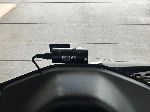 スペーシアギア ハイブリッドXZ ターボ 1オナ 全方位カメラパッケージ 純正8インチナビ リアフリップダウンモニター ETC 前後ドラレコ フルセグ CD DVD 禁煙車 両側パワースライドドア パドルシフト ステアリングスイッチ(27枚目)