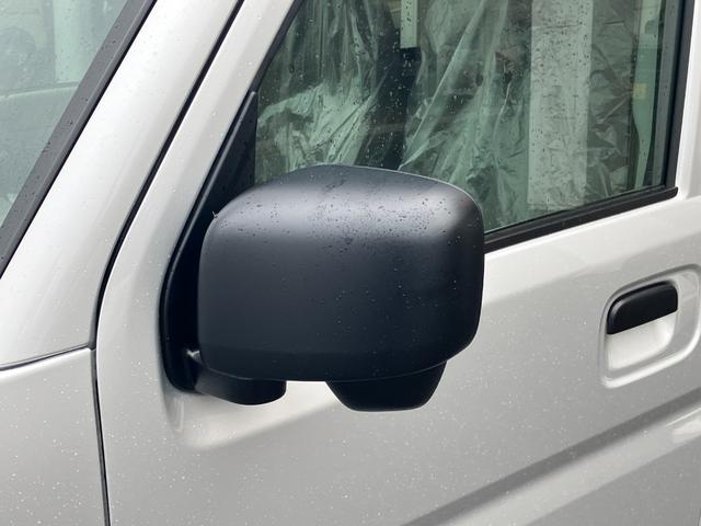 エブリイ PAリミテッド 届出済未使用車 盗難防止 バックソナー 衝撃安全ボディー フロントパワーウインドウ キーレスキー 助手席エアバック エアバック Aストップ パワステ AC 横滑り防止 ABS レーダーブレーキ装着車(20枚目)