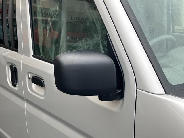 エブリイ PAリミテッド 届出済未使用車 盗難防止 バックソナー 衝撃安全ボディー フロントパワーウインドウ キーレスキー 助手席エアバック エアバック Aストップ パワステ AC 横滑り防止 ABS レーダーブレーキ装着車(21枚目)