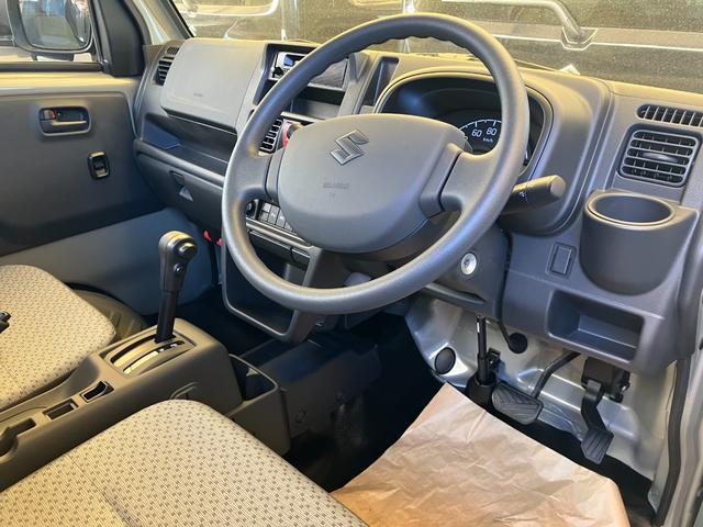 キャリイトラック KCエアコン・パワステ農繁仕様 4WD 届出済未使用車 LEDヘッドライト装着車 マニュアル車 オートライト キーレスエントリー アイドリングストップ機構 スズキセーフティサポート装着車 軽量衝撃吸収ボディーTECT AT(51枚目)