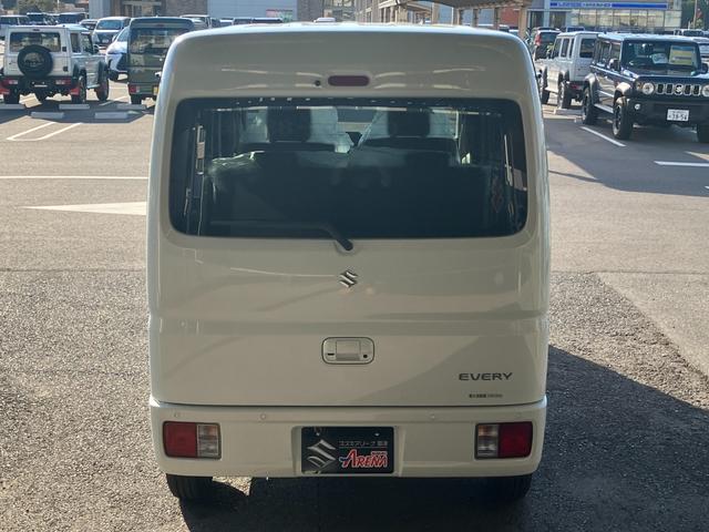 エブリイ ジョインターボ　届出済未使用車　バックアイカメラ付ディスプレイオーディオ　フルオートエアコン　両側ＰＳドア　Ｗエアバック　ＰＳ　ＡＣ　Ｉ－ＳＴＯＰ　ＡＢＳ　ＬＥＤヘッド　フルフラットシート　エアバック　衝突安全ボディ（14枚目）