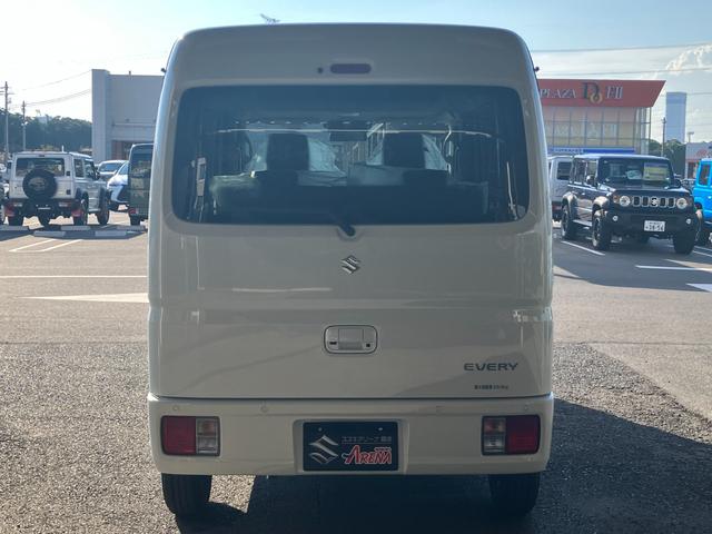 エブリイ ジョインターボ　届出済未使用車　バックアイカメラ付ディスプレイオーディオ　フルオートエアコン　両側ＰＳドア　Ｗエアバック　ＰＳ　ＡＣ　Ｉ－ＳＴＯＰ　ＡＢＳ　ＬＥＤヘッド　フルフラットシート　エアバック　衝突安全ボディ（15枚目）