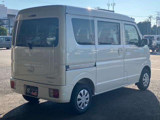 エブリイ ジョインターボ　届出済未使用車　バックアイカメラ付ディスプレイオーディオ　フルオートエアコン　両側ＰＳドア　Ｗエアバック　ＰＳ　ＡＣ　Ｉ－ＳＴＯＰ　ＡＢＳ　ＬＥＤヘッド　フルフラットシート　エアバック　衝突安全ボディ（18枚目）