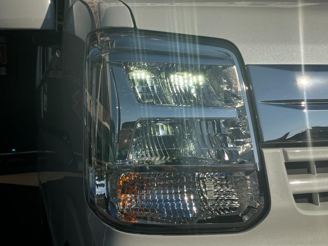 エブリイ ジョインターボ　届出済未使用車　バックアイカメラ付ディスプレイオーディオ　フルオートエアコン　両側ＰＳドア　Ｗエアバック　ＰＳ　ＡＣ　Ｉ－ＳＴＯＰ　ＡＢＳ　ＬＥＤヘッド　フルフラットシート　エアバック　衝突安全ボディ（29枚目）