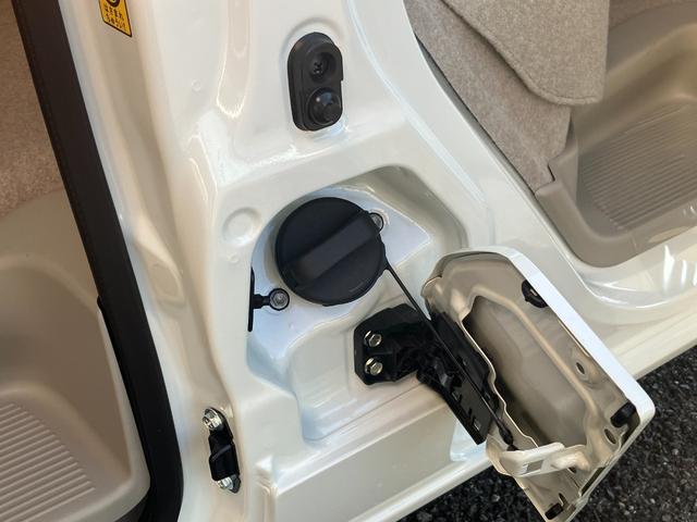 エブリイ ジョインターボ　届出済未使用車　バックアイカメラ付ディスプレイオーディオ　フルオートエアコン　両側ＰＳドア　Ｗエアバック　ＰＳ　ＡＣ　Ｉ－ＳＴＯＰ　ＡＢＳ　ＬＥＤヘッド　フルフラットシート　エアバック　衝突安全ボディ（31枚目）