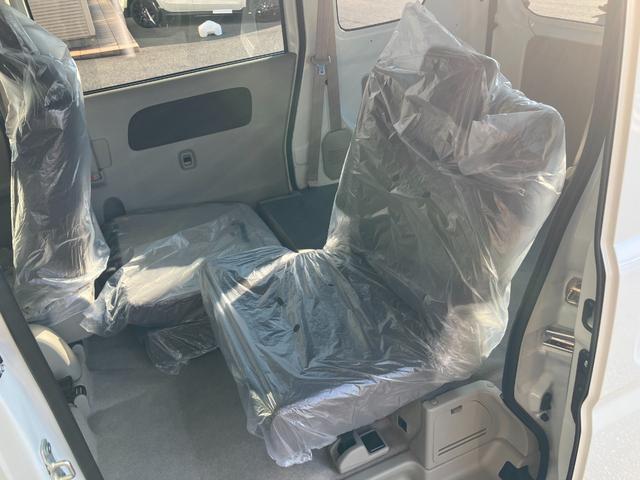 エブリイ ジョインターボ　届出済未使用車　バックアイカメラ付ディスプレイオーディオ　フルオートエアコン　両側ＰＳドア　Ｗエアバック　ＰＳ　ＡＣ　Ｉ－ＳＴＯＰ　ＡＢＳ　ＬＥＤヘッド　フルフラットシート　エアバック　衝突安全ボディ（57枚目）