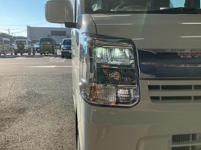 エブリイ ジョインターボ　届出済未使用車　バックアイカメラ付ディスプレイオーディオ　フルオートエアコン　両側ＰＳドア　Ｗエアバック　ＰＳ　ＡＣ　Ｉ－ＳＴＯＰ　ＡＢＳ　ＬＥＤヘッド　フルフラットシート　エアバック　衝突安全ボディ（64枚目）