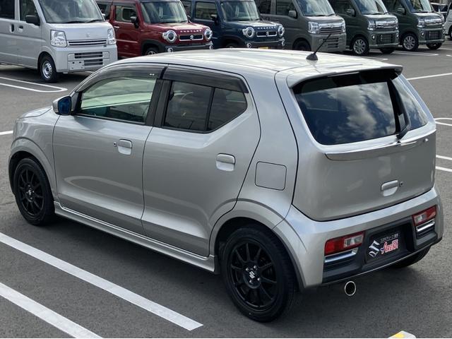 アルトワークス ベースグレード　ベースグレード（４名）　５ＭＴ　ユーザー下取車　ナビ　ＥＴＣ　ＨＩＤヘッドライト　オートライト　オートエアコン　純正１５インチアルミホイール　Ｂｌｕｅｔｏｏｔｈ接続　ステアリングスイッチ　フォグライト（15枚目）