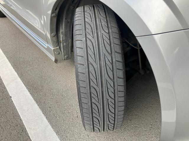 アルトワークス ベースグレード　ベースグレード（４名）　５ＭＴ　ユーザー下取車　ナビ　ＥＴＣ　ＨＩＤヘッドライト　オートライト　オートエアコン　純正１５インチアルミホイール　Ｂｌｕｅｔｏｏｔｈ接続　ステアリングスイッチ　フォグライト（33枚目）