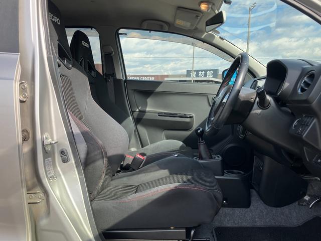 アルトワークス ベースグレード　ベースグレード（４名）　５ＭＴ　ユーザー下取車　ナビ　ＥＴＣ　ＨＩＤヘッドライト　オートライト　オートエアコン　純正１５インチアルミホイール　Ｂｌｕｅｔｏｏｔｈ接続　ステアリングスイッチ　フォグライト（36枚目）