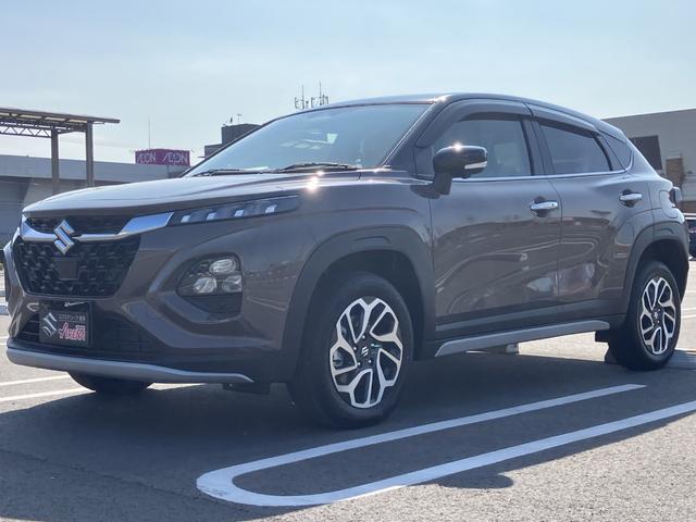 フロンクス ベースグレード　衝突軽減ブレーキ　クルーズコントロール　Ｂｌｕｅｔｏｏｔｈ　ＬＥＤヘッドランプ　スマートキー　全方位モニター　フルオートエアコン　電格ミラー　ナビ　シートヒーター　オートライト（5枚目）