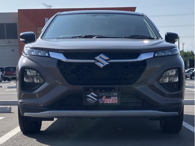 フロンクス ベースグレード　衝突軽減ブレーキ　クルーズコントロール　Ｂｌｕｅｔｏｏｔｈ　ＬＥＤヘッドランプ　スマートキー　全方位モニター　フルオートエアコン　電格ミラー　ナビ　シートヒーター　オートライト（8枚目）