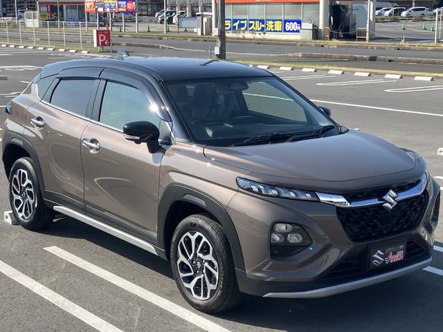 フロンクス ベースグレード　衝突軽減ブレーキ　クルーズコントロール　Ｂｌｕｅｔｏｏｔｈ　ＬＥＤヘッドランプ　スマートキー　全方位モニター　フルオートエアコン　電格ミラー　ナビ　シートヒーター　オートライト（9枚目）