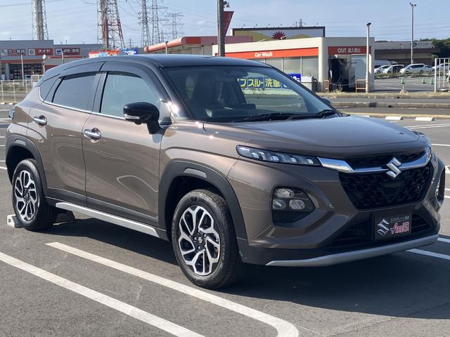 フロンクス ベースグレード　衝突軽減ブレーキ　クルーズコントロール　Ｂｌｕｅｔｏｏｔｈ　ＬＥＤヘッドランプ　スマートキー　全方位モニター　フルオートエアコン　電格ミラー　ナビ　シートヒーター　オートライト（11枚目）