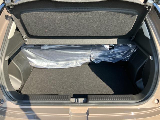 フロンクス ベースグレード　衝突軽減ブレーキ　クルーズコントロール　Ｂｌｕｅｔｏｏｔｈ　ＬＥＤヘッドランプ　スマートキー　全方位モニター　フルオートエアコン　電格ミラー　ナビ　シートヒーター　オートライト（33枚目）