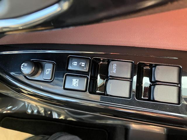 フロンクス ベースグレード　衝突軽減ブレーキ　クルーズコントロール　Ｂｌｕｅｔｏｏｔｈ　ＬＥＤヘッドランプ　スマートキー　全方位モニター　フルオートエアコン　電格ミラー　ナビ　シートヒーター　オートライト（43枚目）