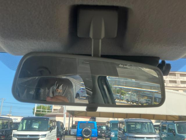 フロンクス ベースグレード　衝突軽減ブレーキ　クルーズコントロール　Ｂｌｕｅｔｏｏｔｈ　ＬＥＤヘッドランプ　スマートキー　全方位モニター　フルオートエアコン　電格ミラー　ナビ　シートヒーター　オートライト（70枚目）