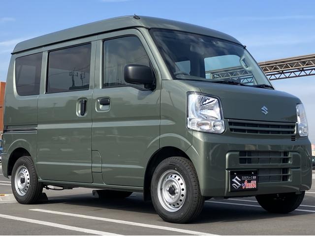 エブリイ ＰＡリミテッド　届出済未使用車　盗難防止　バックソナー　衝撃安全ボディー　フロントパワーウインドウ　キーレスキー　助手席エアバック　エアバック　Ａストップ　パワステ　ＡＣ　横滑り防止　ＡＢＳ　レーダーブレーキ装着車（5枚目）