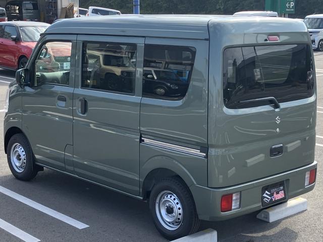 エブリイ ＰＡリミテッド　届出済未使用車　盗難防止　バックソナー　衝撃安全ボディー　フロントパワーウインドウ　キーレスキー　助手席エアバック　エアバック　Ａストップ　パワステ　ＡＣ　横滑り防止　ＡＢＳ　レーダーブレーキ装着車（15枚目）