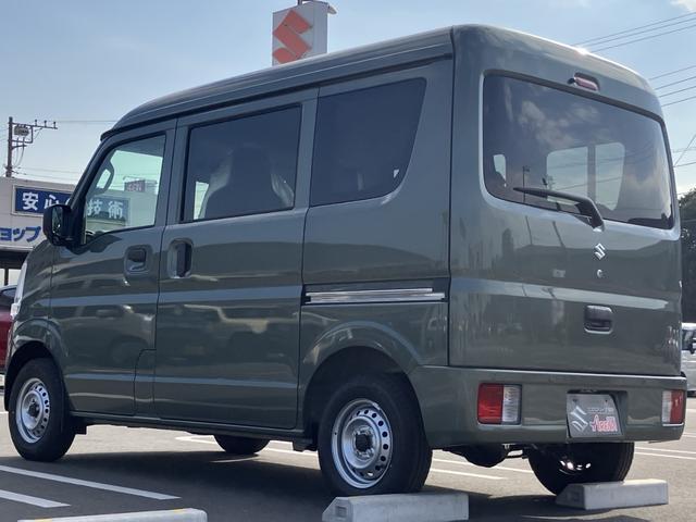 エブリイ ＰＡリミテッド　届出済未使用車　盗難防止　バックソナー　衝撃安全ボディー　フロントパワーウインドウ　キーレスキー　助手席エアバック　エアバック　Ａストップ　パワステ　ＡＣ　横滑り防止　ＡＢＳ　レーダーブレーキ装着車（17枚目）