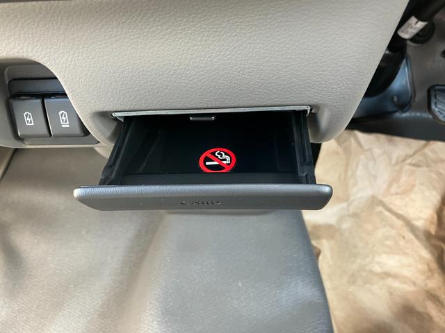 エブリイ ＰＡリミテッド　届出済未使用車　盗難防止　バックソナー　衝撃安全ボディー　フロントパワーウインドウ　キーレスキー　助手席エアバック　エアバック　Ａストップ　パワステ　ＡＣ　横滑り防止　ＡＢＳ　レーダーブレーキ装着車（54枚目）