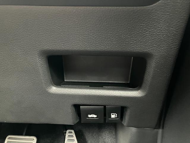 フロンクス ベースグレード　衝突軽減ブレーキ　クルーズコントロール　Ｂｌｕｅｔｏｏｔｈ　ＬＥＤヘッドランプ　スマートキー　全方位モニター　フルオートエアコン　電格ミラー　ナビ　シートヒーター　オートライト（61枚目）