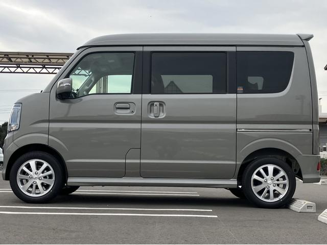 エブリイワゴン ＰＺターボ　届出済未使用車　４ＷＤ　ハイルーフ　Ｄカメラブレーキサポート　助手席エアバック　運転席エアバック　リアコーナーセンサー　ＴＢ　安全ボディ　ＡＵＴＯライト　電動格納ドアミラー　スマートキー　ＥＳＣ（14枚目）