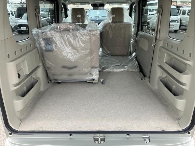 エブリイワゴン ＰＺターボ　届出済未使用車　４ＷＤ　ハイルーフ　Ｄカメラブレーキサポート　助手席エアバック　運転席エアバック　リアコーナーセンサー　ＴＢ　安全ボディ　ＡＵＴＯライト　電動格納ドアミラー　スマートキー　ＥＳＣ（70枚目）
