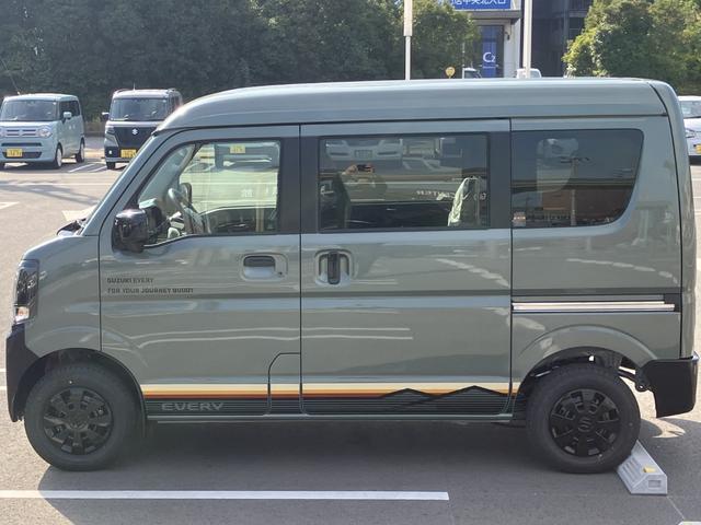 エブリイ Ｊリミテッド　届出済未使用車　特別仕様車　フルオートエアコン　両側パワースライドドア全席ＰＷ　セキュリティー　シ－トヒ－タ－　ＳＲＳ　ＬＥＤライト　Ｗエアバック　パーキングセンサー　キーフリーシステム　ＡＣ（12枚目）