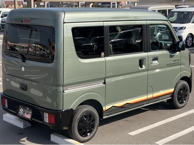 エブリイ Ｊリミテッド　届出済未使用車　特別仕様車　フルオートエアコン　両側パワースライドドア全席ＰＷ　セキュリティー　シ－トヒ－タ－　ＳＲＳ　ＬＥＤライト　Ｗエアバック　パーキングセンサー　キーフリーシステム　ＡＣ（21枚目）