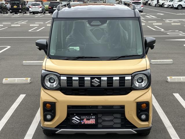 スペーシアギア ハイブリッドＸＺ　届出済未使用車　全方位モニター付メモリーナビゲーション　ツートンカラー　ルーフレール　ステアリングスイッチ　アダクティブクルーズコントロール　フルセグ　両側パワースライドドア（6枚目）