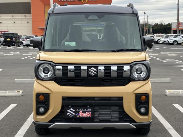 スペーシアギア ハイブリッドＸＺ　届出済未使用車　全方位モニター付メモリーナビゲーション　ツートンカラー　ルーフレール　ステアリングスイッチ　アダクティブクルーズコントロール　フルセグ　両側パワースライドドア（7枚目）