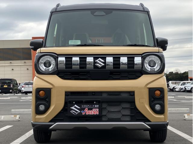 スペーシアギア ハイブリッドＸＺ　届出済未使用車　全方位モニター付メモリーナビゲーション　ツートンカラー　ルーフレール　ステアリングスイッチ　アダクティブクルーズコントロール　フルセグ　両側パワースライドドア（8枚目）