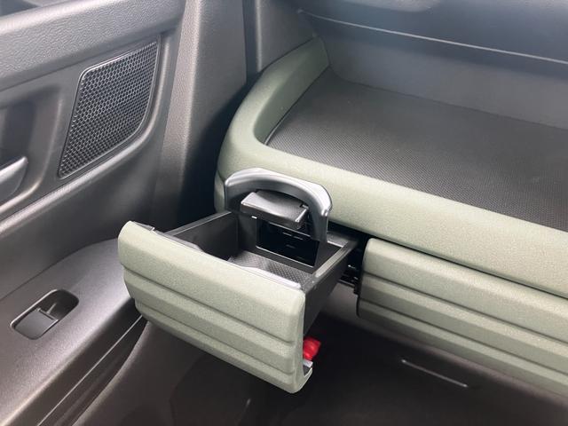 スペーシアギア ハイブリッドＸＺ　届出済未使用車　全方位モニター付メモリーナビゲーション　ツートンカラー　ルーフレール　ステアリングスイッチ　アダクティブクルーズコントロール　フルセグ　両側パワースライドドア（66枚目）