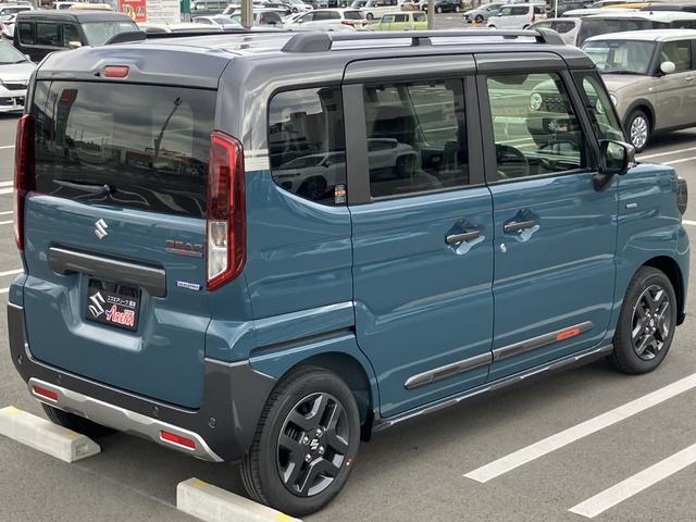 スペーシアギア ハイブリッドＸＺ　ターボ　届出済未使用車　全方位モニター付メモリーナビゲーション　ツートンカラー　ルーフレール　ステアリングスイッチ　アダクティブクルーズコントロール　フルセグ　両側パワースライドドア（21枚目）