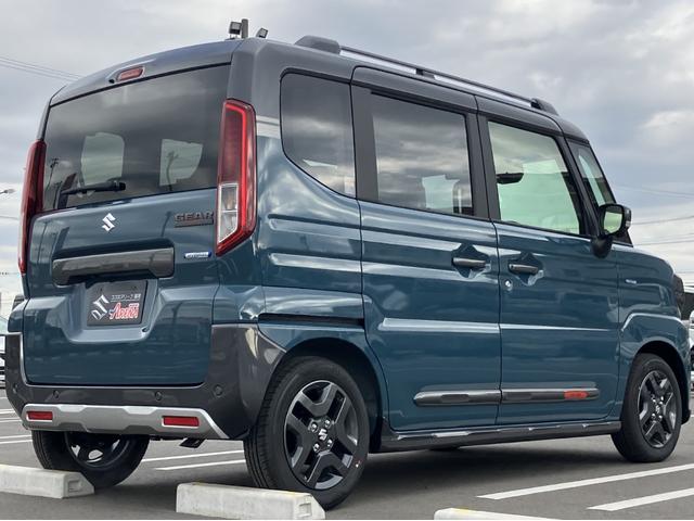 スペーシアギア ハイブリッドＸＺ　ターボ　届出済未使用車　全方位モニター付メモリーナビゲーション　ツートンカラー　ルーフレール　ステアリングスイッチ　アダクティブクルーズコントロール　フルセグ　両側パワースライドドア（23枚目）