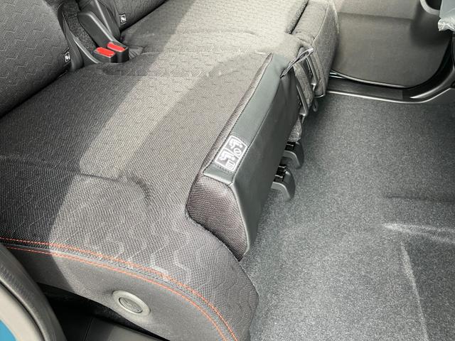 スペーシアギア ハイブリッドＸＺ　ターボ　届出済未使用車　全方位モニター付メモリーナビゲーション　ツートンカラー　ルーフレール　ステアリングスイッチ　アダクティブクルーズコントロール　フルセグ　両側パワースライドドア（74枚目）