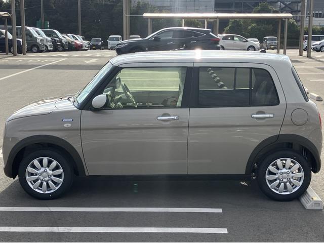 アルトラパン ハイブリッドＸ　マイナーチェンジ　ハイブリッド　ＬＥＤヘッドライト　プッシュスタートボタン　アイドリングストップ　純正１４インチアルミホイール　前席シートヒータースイッチ　ＵＳＢポート（13枚目）