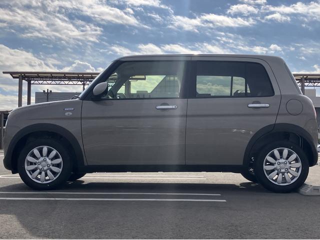 アルトラパン ハイブリッドＸ　マイナーチェンジ　ハイブリッド　ＬＥＤヘッドライト　プッシュスタートボタン　アイドリングストップ　純正１４インチアルミホイール　前席シートヒータースイッチ　ＵＳＢポート（15枚目）