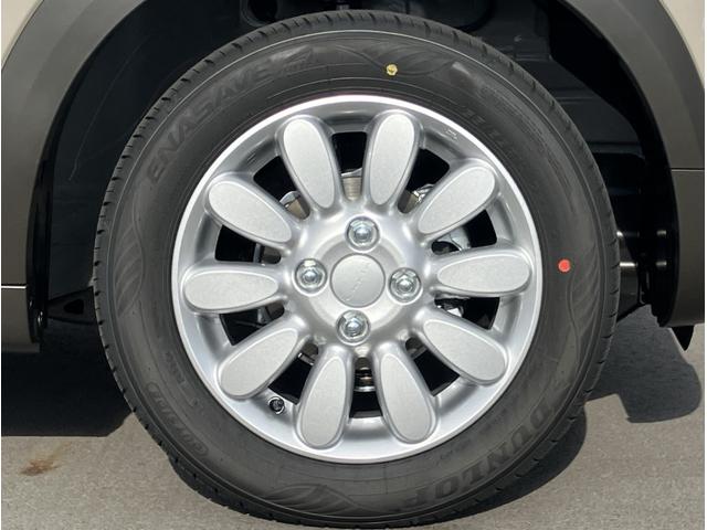 アルトラパン ハイブリッドＸ　マイナーチェンジ　ハイブリッド　ＬＥＤヘッドライト　プッシュスタートボタン　アイドリングストップ　純正１４インチアルミホイール　前席シートヒータースイッチ　ＵＳＢポート（28枚目）