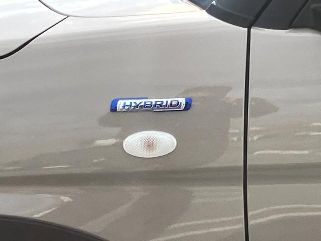 アルトラパン ハイブリッドＸ　マイナーチェンジ　ハイブリッド　ＬＥＤヘッドライト　プッシュスタートボタン　アイドリングストップ　純正１４インチアルミホイール　前席シートヒータースイッチ　ＵＳＢポート（33枚目）