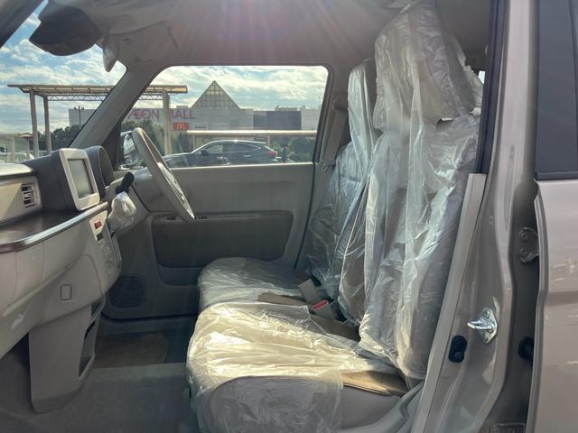 アルトラパン ハイブリッドＸ　マイナーチェンジ　ハイブリッド　ＬＥＤヘッドライト　プッシュスタートボタン　アイドリングストップ　純正１４インチアルミホイール　前席シートヒータースイッチ　ＵＳＢポート（40枚目）